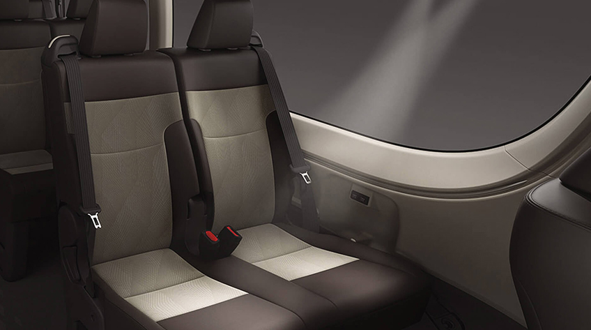 hiace-deluxe-interior-banner